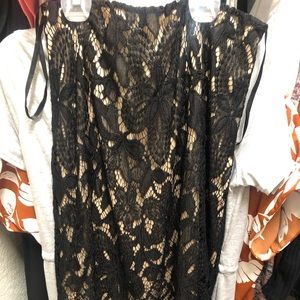 Black lace floral pencil skirt